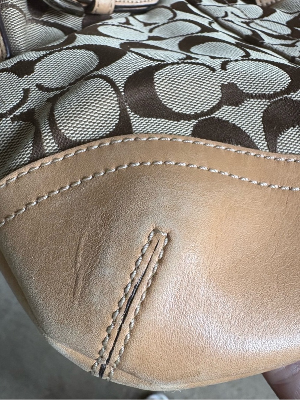 Coach 3574 Signature Canvas Soho Shoulder Purse - Picture 6 of 10